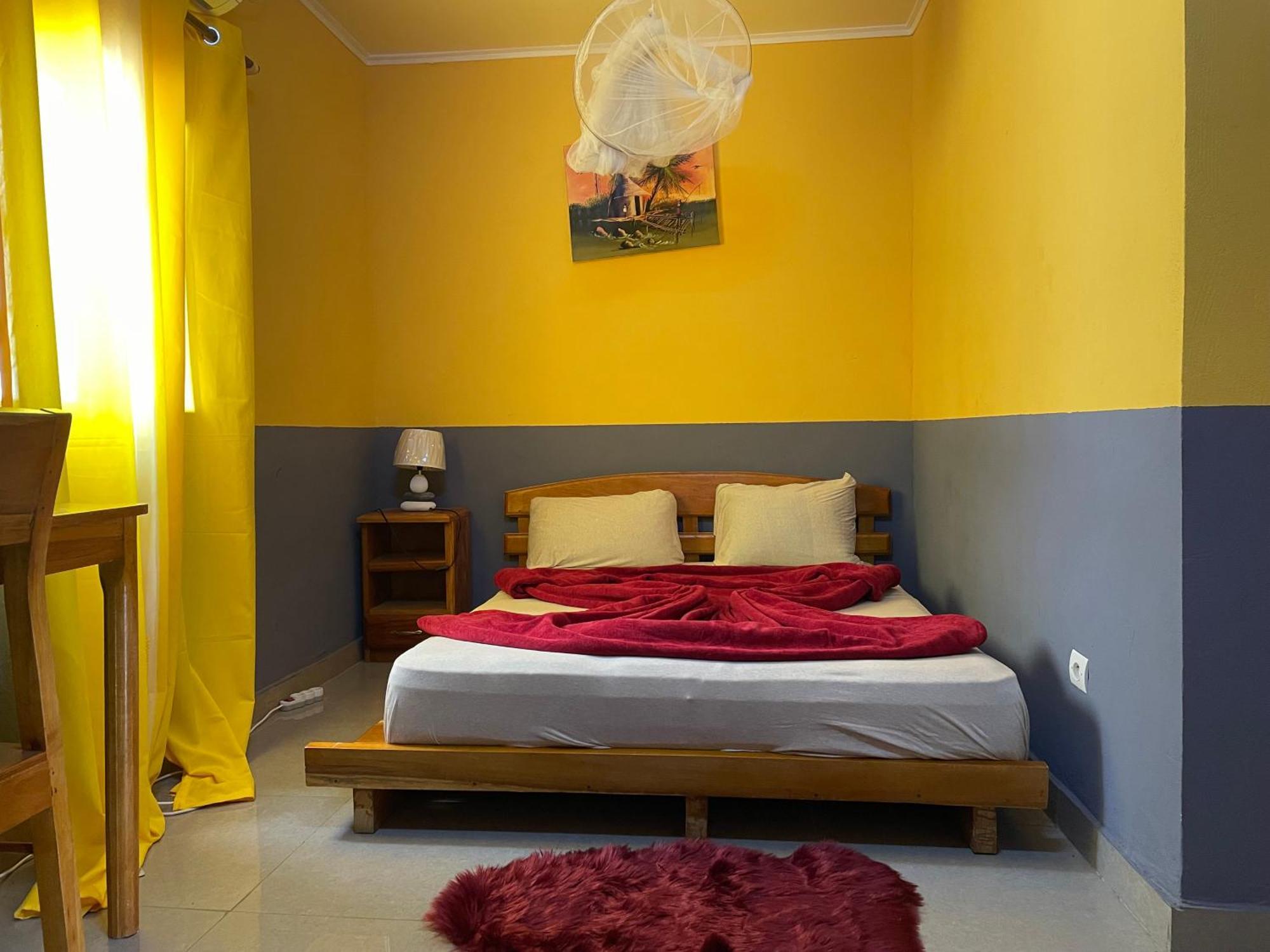 Residence Hotel Lux Fairborn - Port Gentil מראה חיצוני תמונה