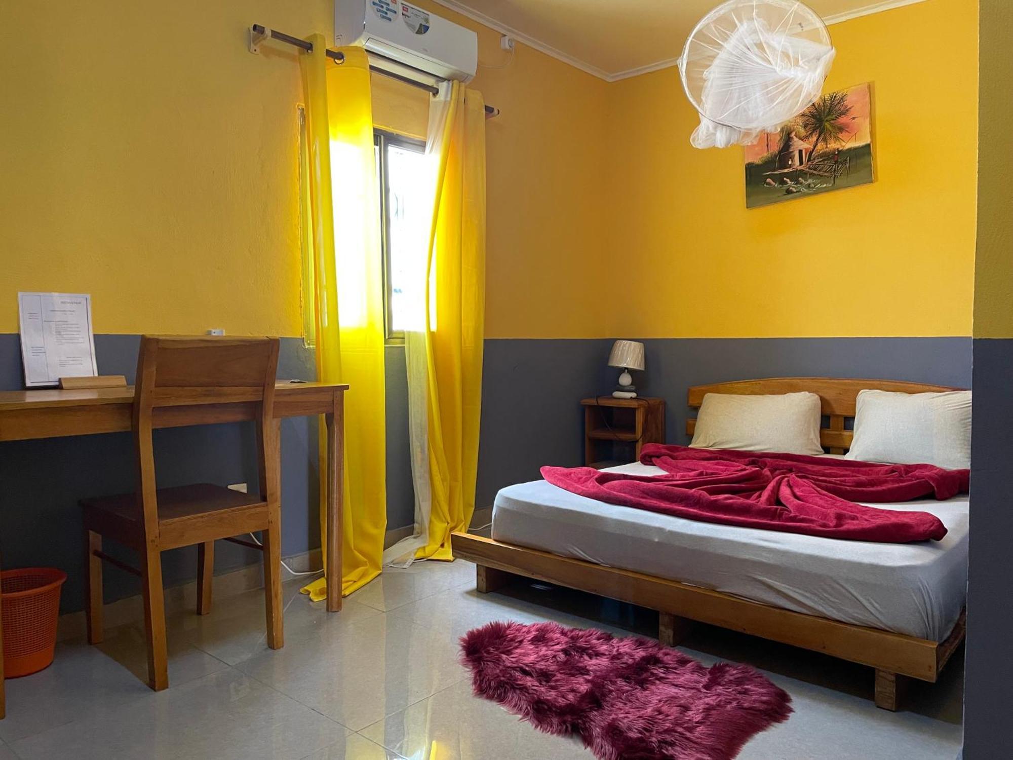 Residence Hotel Lux Fairborn - Port Gentil מראה חיצוני תמונה
